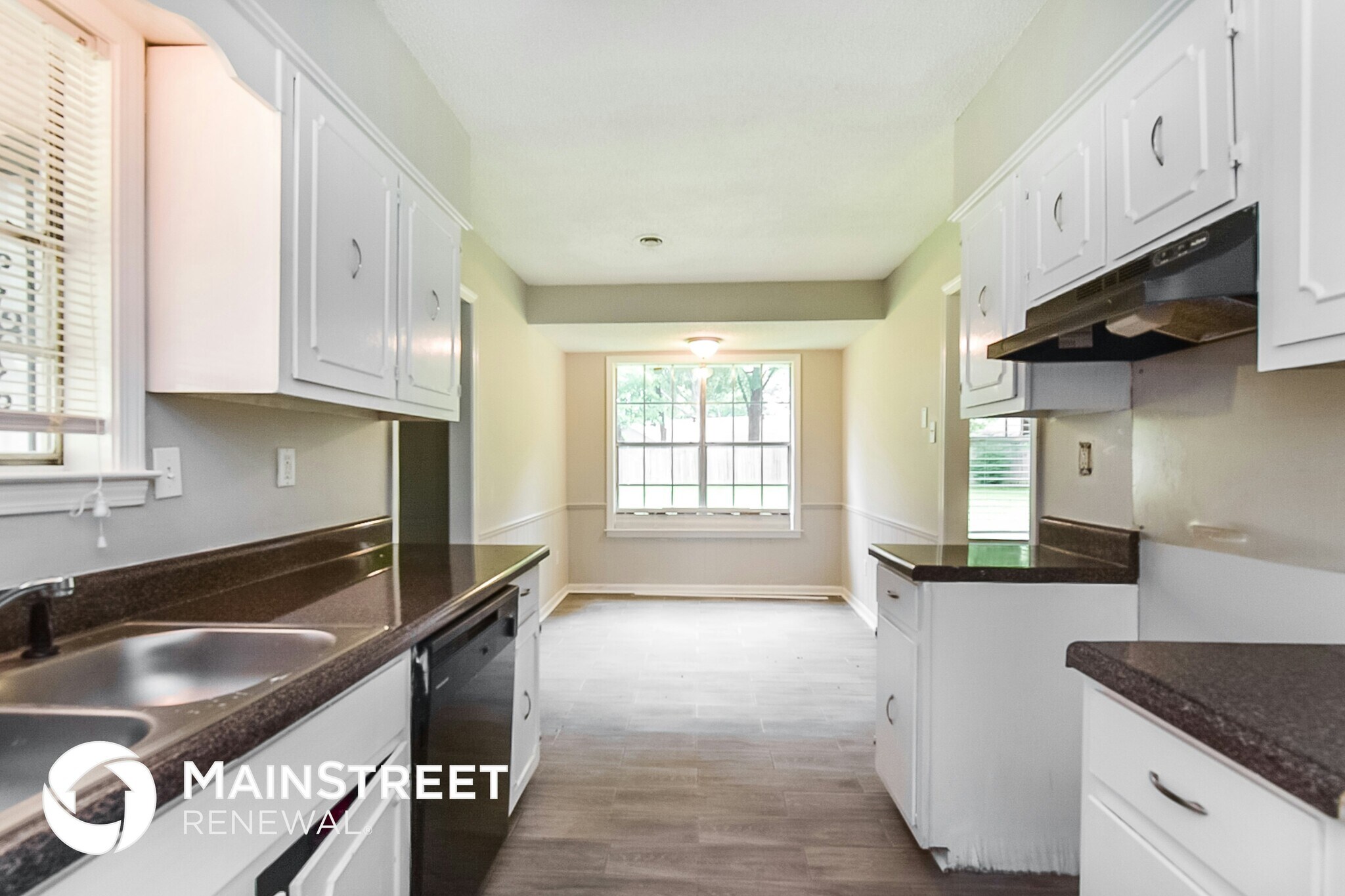 Building Photo - 3571 Castleman St