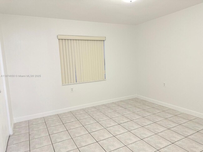Building Photo - 11205 SW 88th St