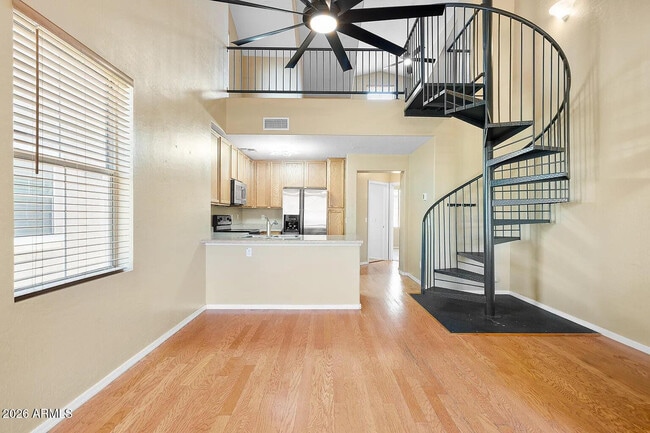 Building Photo - 751 N Port Dr