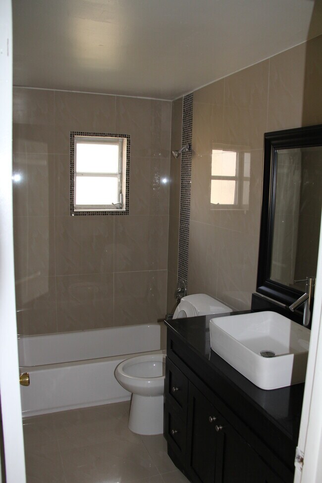 Building Photo - 4493 SW 49th Ct