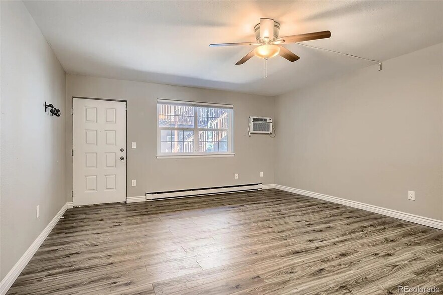 Living Room - 5873 S Prince St