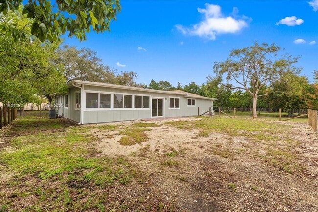Building Photo - 21825 SW 154th Ave