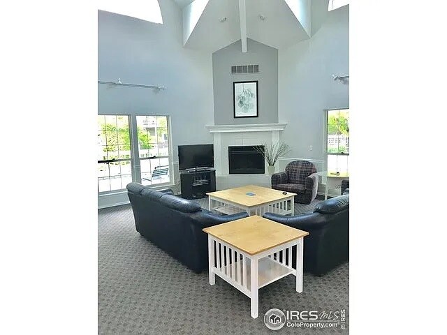 Building Photo - 7447 Spy Glass Ct