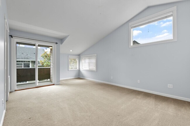 Building Photo - 3Bd/2.5Ba Seattle Home