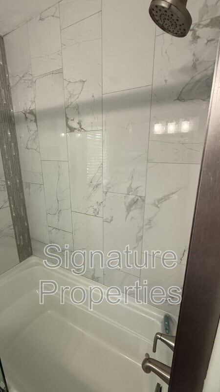Building Photo - 908 Spaulding Dr