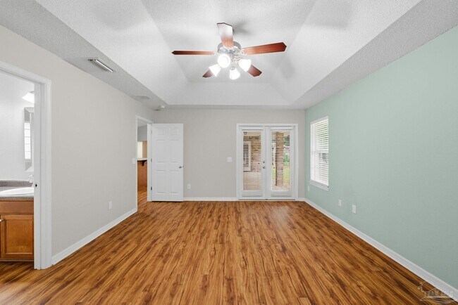 Building Photo - 4712 Thousand Oaks Blvd