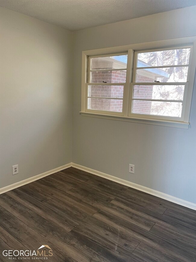 Building Photo - 225 Presley Way