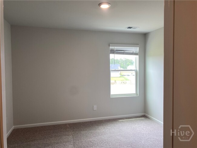 Building Photo - 107 Stillhouse Dr