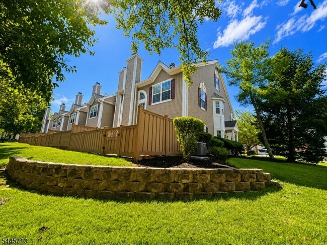 Building Photo - 1501 Stech Dr