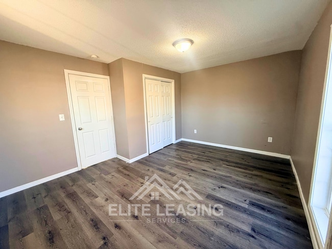 Building Photo - 3 Bed / 1 Bath Home | Seaman School District