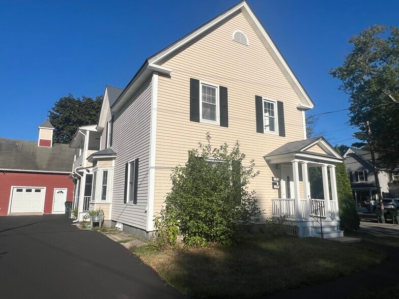 Primary Photo - 192 Warner St