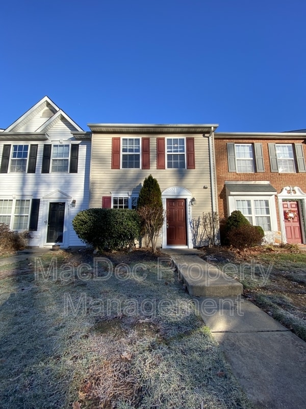 Building Photo - 9609 Coventry Creek Dr