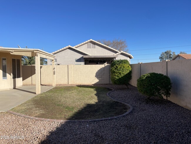 Building Photo - 11533 W Gecko Ct