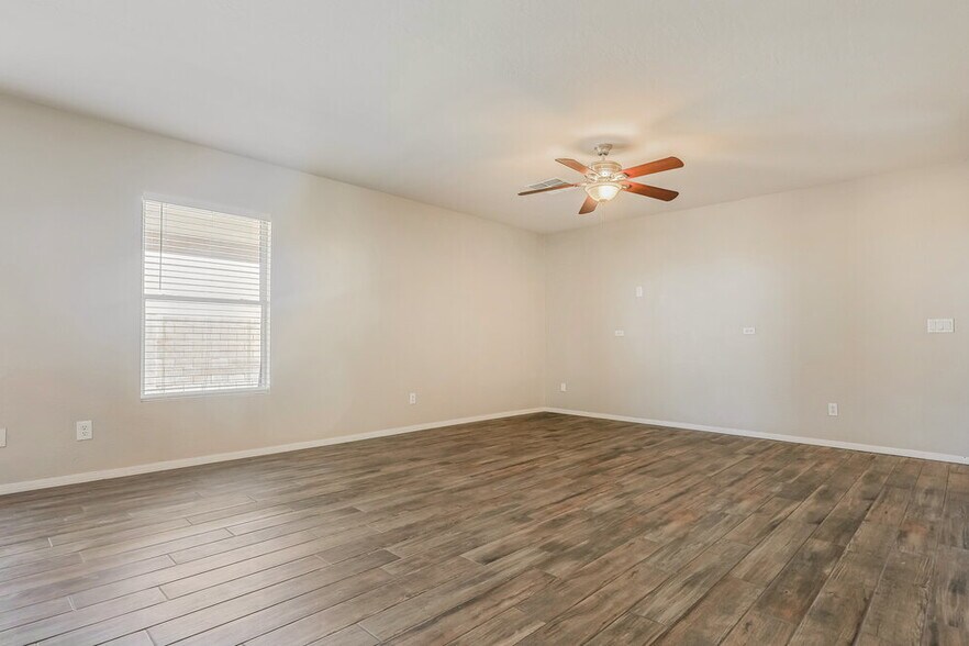 Building Photo - 3152 E San Manuel Rd