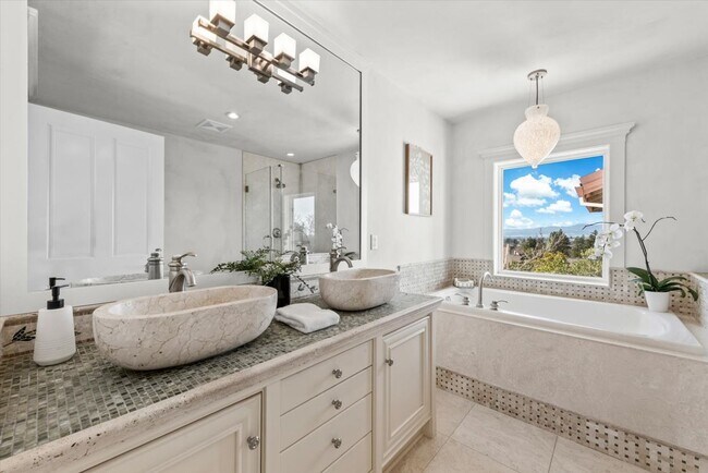 Building Photo - 4 Bedrooms, 3 Bathrooms, Cul-de-sac Location Near Silverado Country Club, Napa