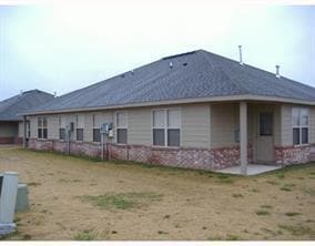 Building Photo - 935 Kensington Dr