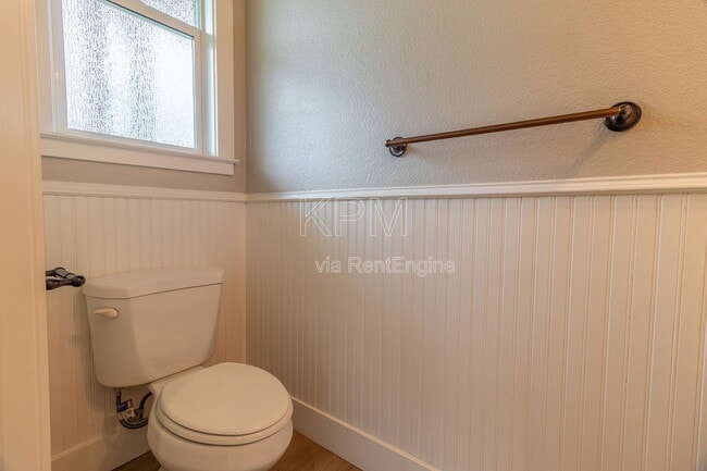 Building Photo - 2550 Plymouth Oaks Ct