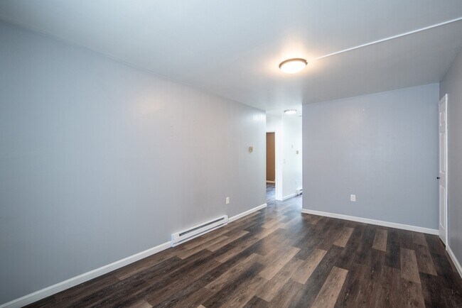Building Photo - 50-62 East Street - 7B