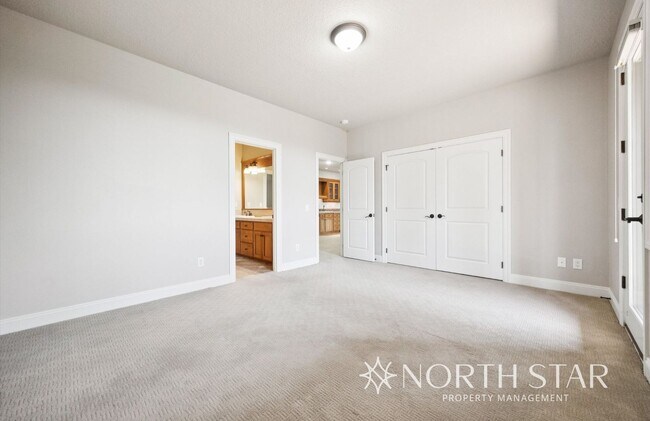 Building Photo - Executive Estate in Atherton Heights with ...