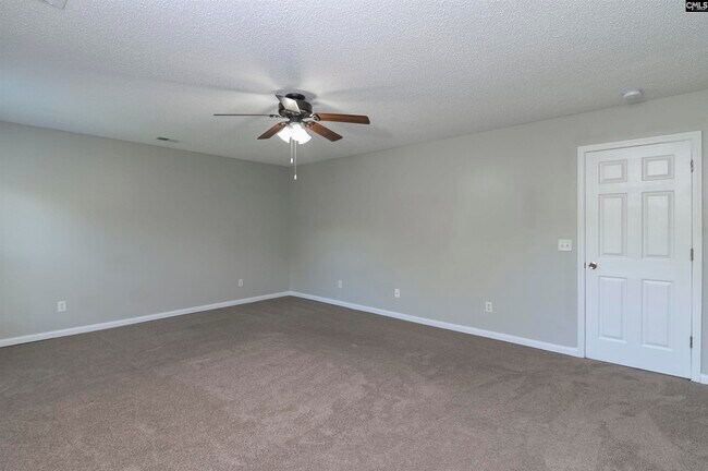 Building Photo - 141 Wigmore Ln