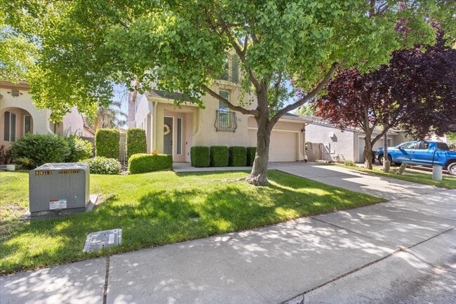 Building Photo - 5409 Banfield Dr