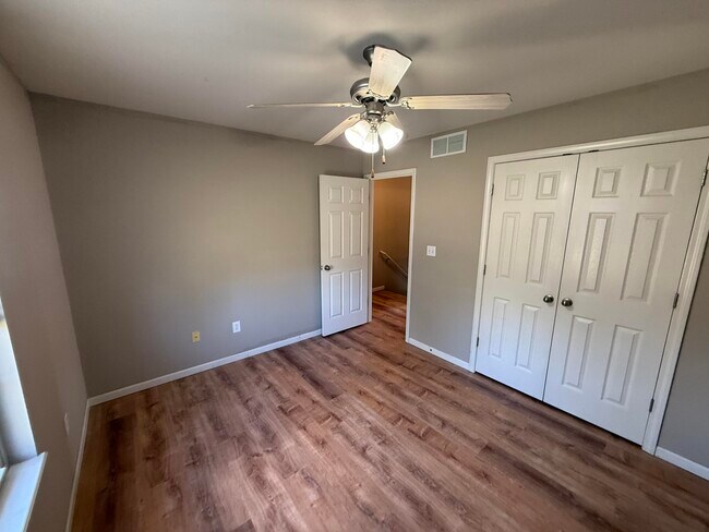 Building Photo - 4006 Snowy Owl Dr