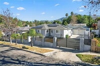 Building Photo - 11108 Leolang Ave