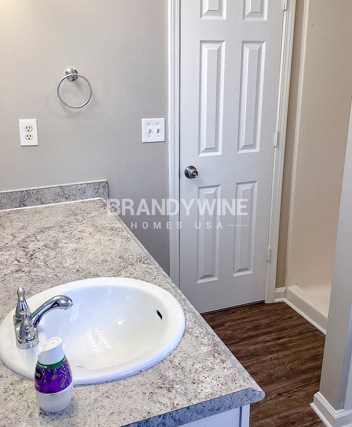 Building Photo - 2056 Registry Pl