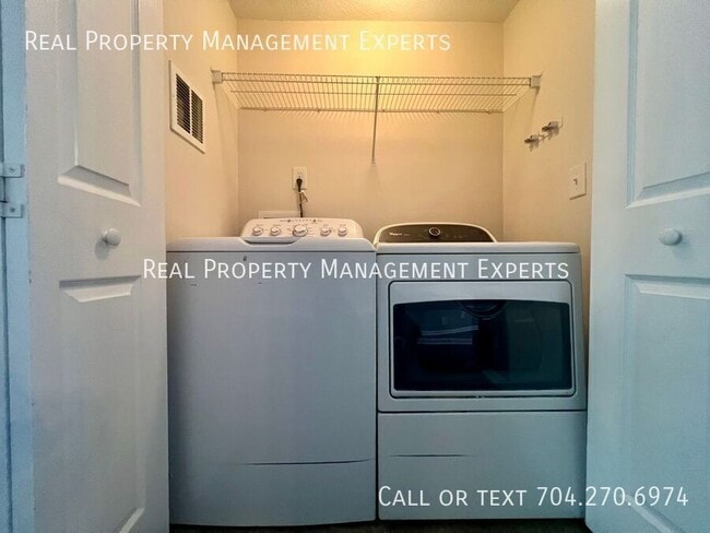 Building Photo - 12438 Hennigan Pl Ln