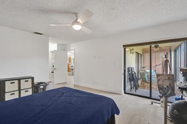 Building Photo - 9361 SW 23rd St