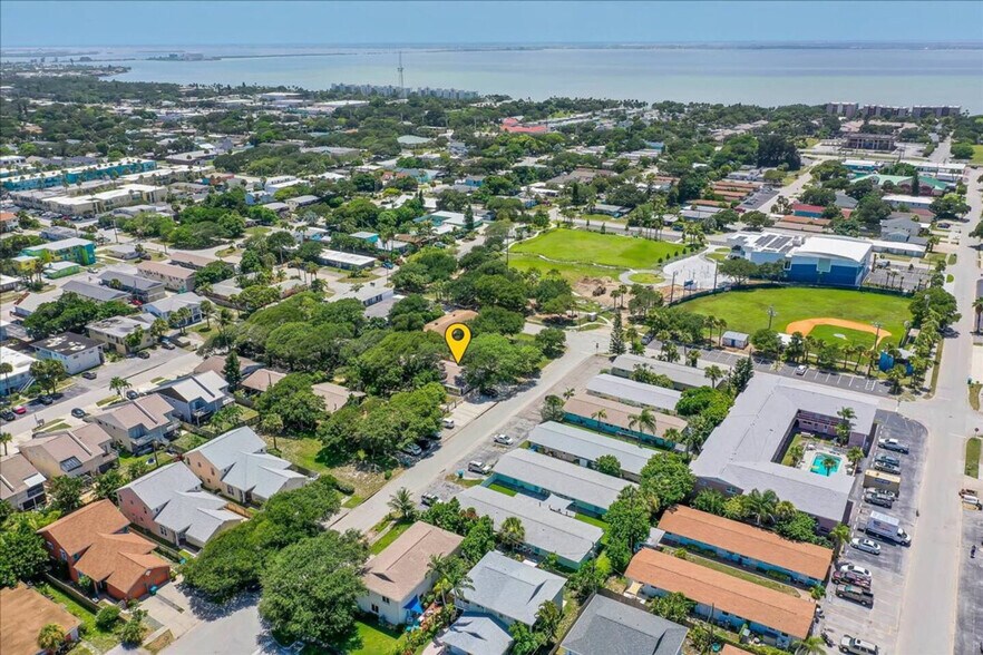 Building Photo - 408 Harrison Ave