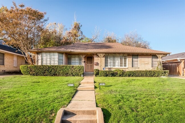 Building Photo - 6525 E Mockingbird Ln