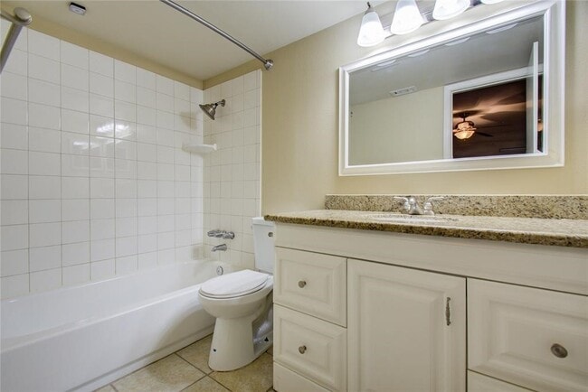 Building Photo - 14703 Barryknoll Ln