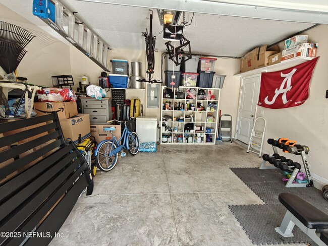 Building Photo - 3284 Chestnut Ridge Way