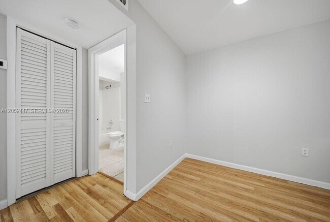 Building Photo - 15560 SW 104th Terrace