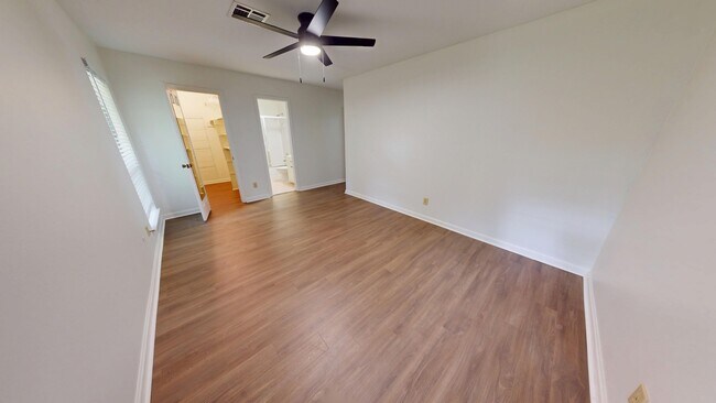 Building Photo - 1212 Hillman St
