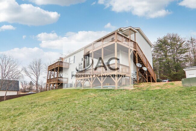 Building Photo - 50 Smith Lake Rd