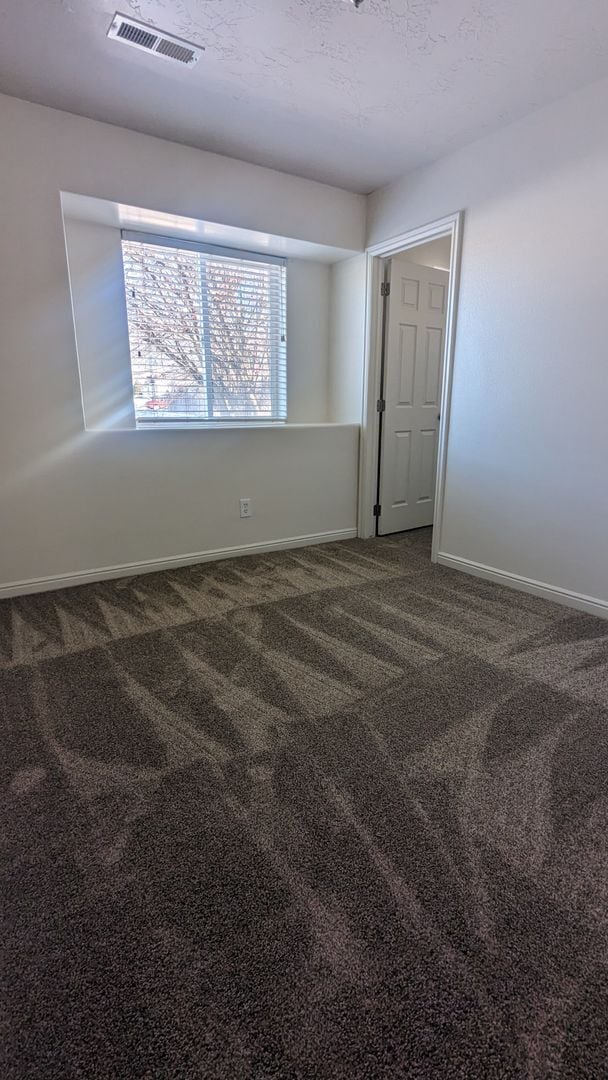 Building Photo - 2115 N 550 W