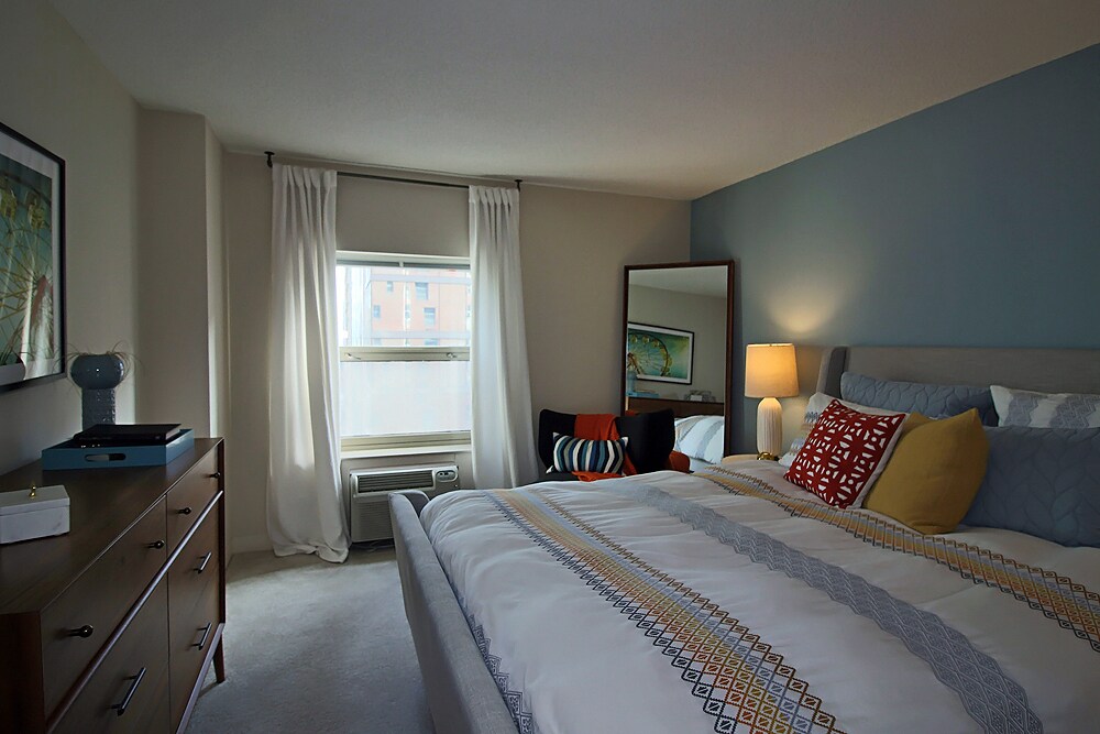 Building Photo - 11 W Chestnut St