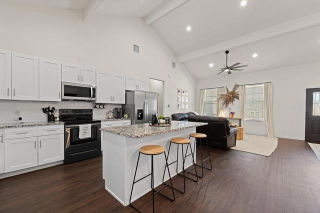 Building Photo - 2612 Dove Trail