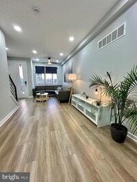 Building Photo - 1636 S Bailey St