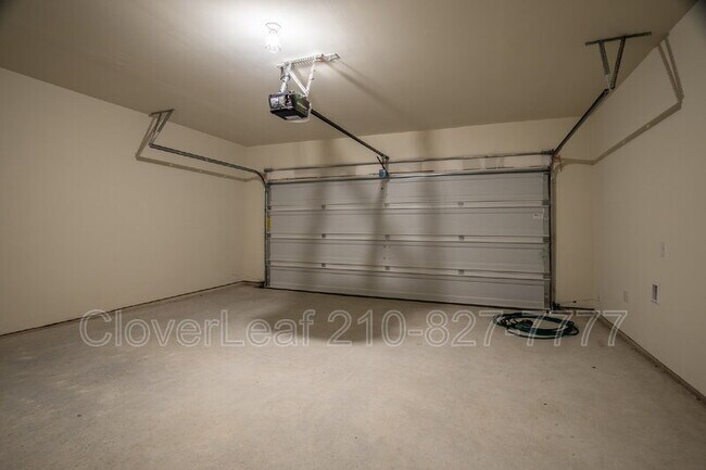 Building Photo - 772 Shoal Crk