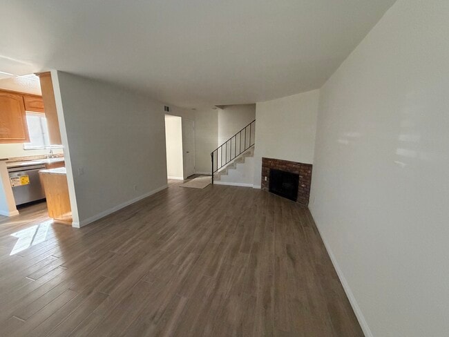 Building Photo - 14265 Terra Bella St