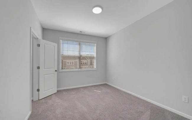 Building Photo - 3116 Cathedral Comb Dr