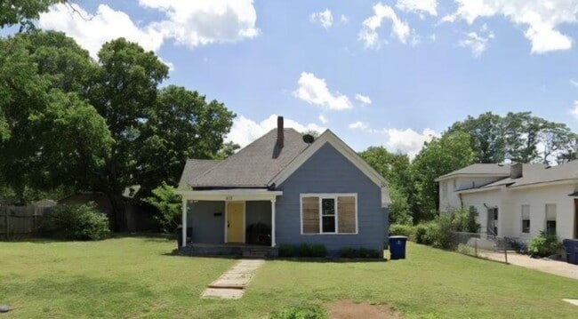 Building Photo - 413.5 E Washington Ave