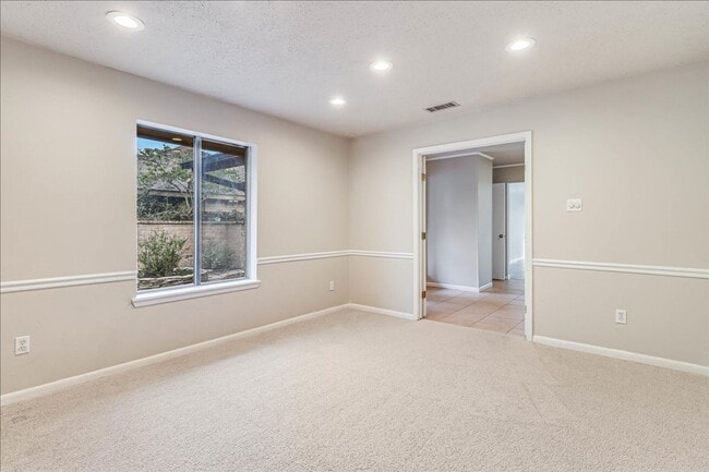 Building Photo - 5518 Sarazen Dr