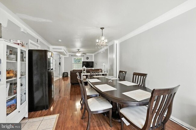 Building Photo - 14727 Bentley Square