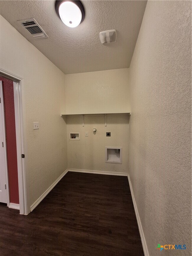 Building Photo - 1492 Jordan Crossing