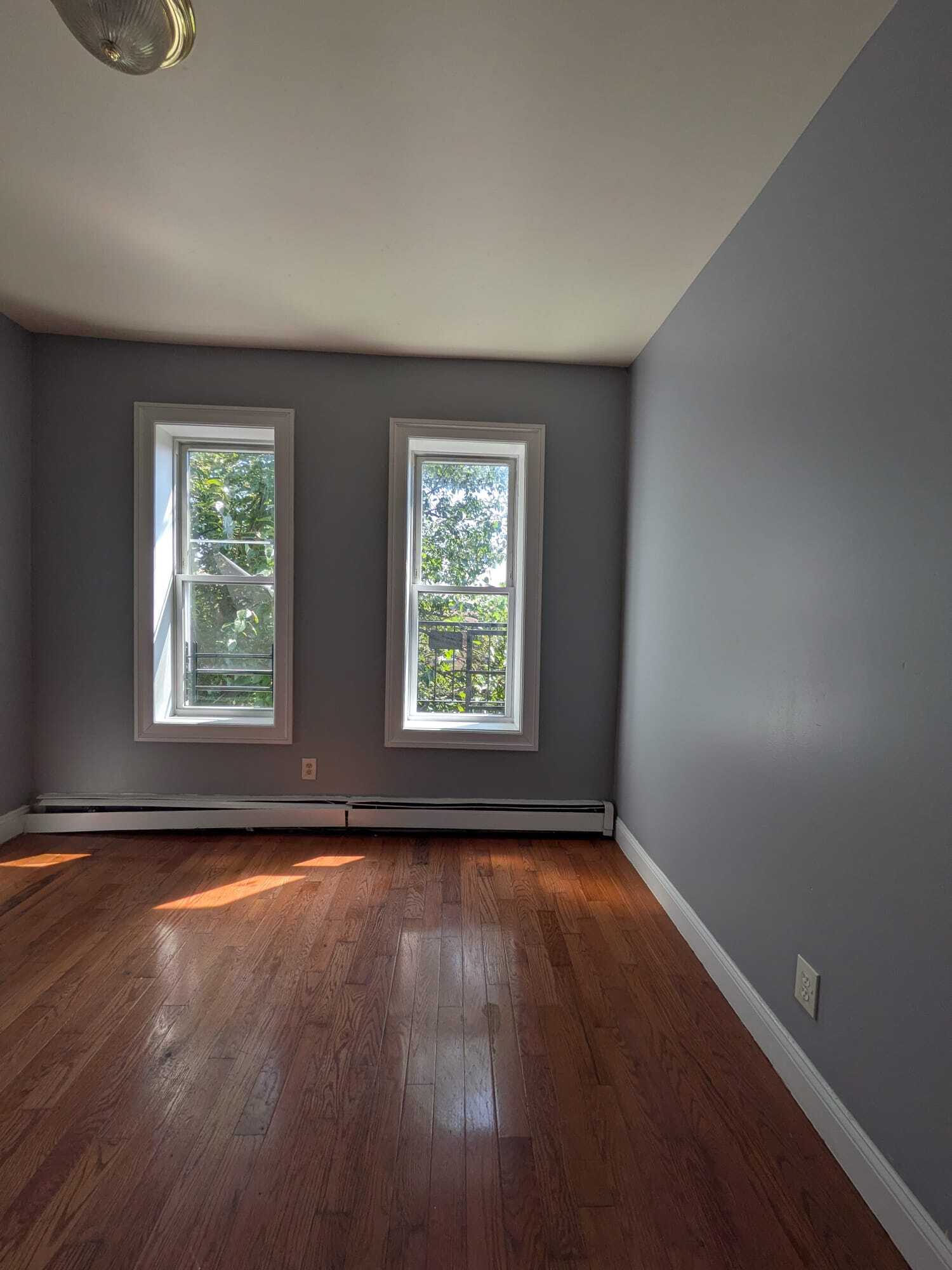 Building Photo - 550 Avenue C