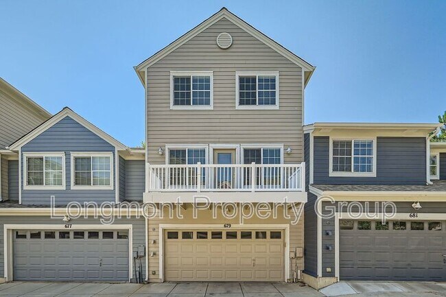 Primary Photo - 679 Snowberry St